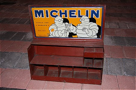 MICHELIN BULK GARAGE  REPAIR KIT. - click to enlarge